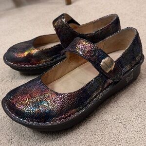 Alegria Iridescent Paloma Mary Jane Shoes size 40